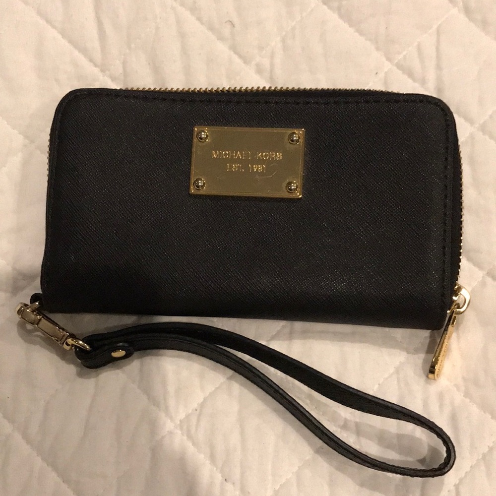 Black Michael Kors wristlet